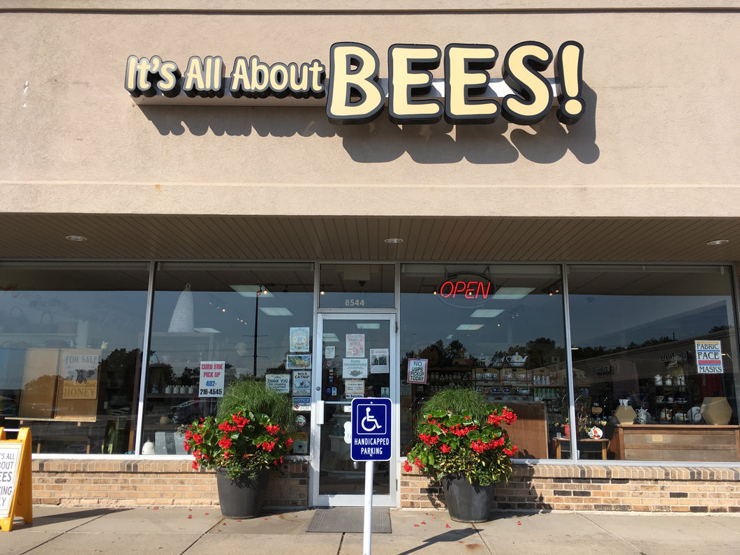 https://www.itsallaboutbees.com/cdn/shop/files/IMG_9231_1_1060x.jpg?v=1632324946