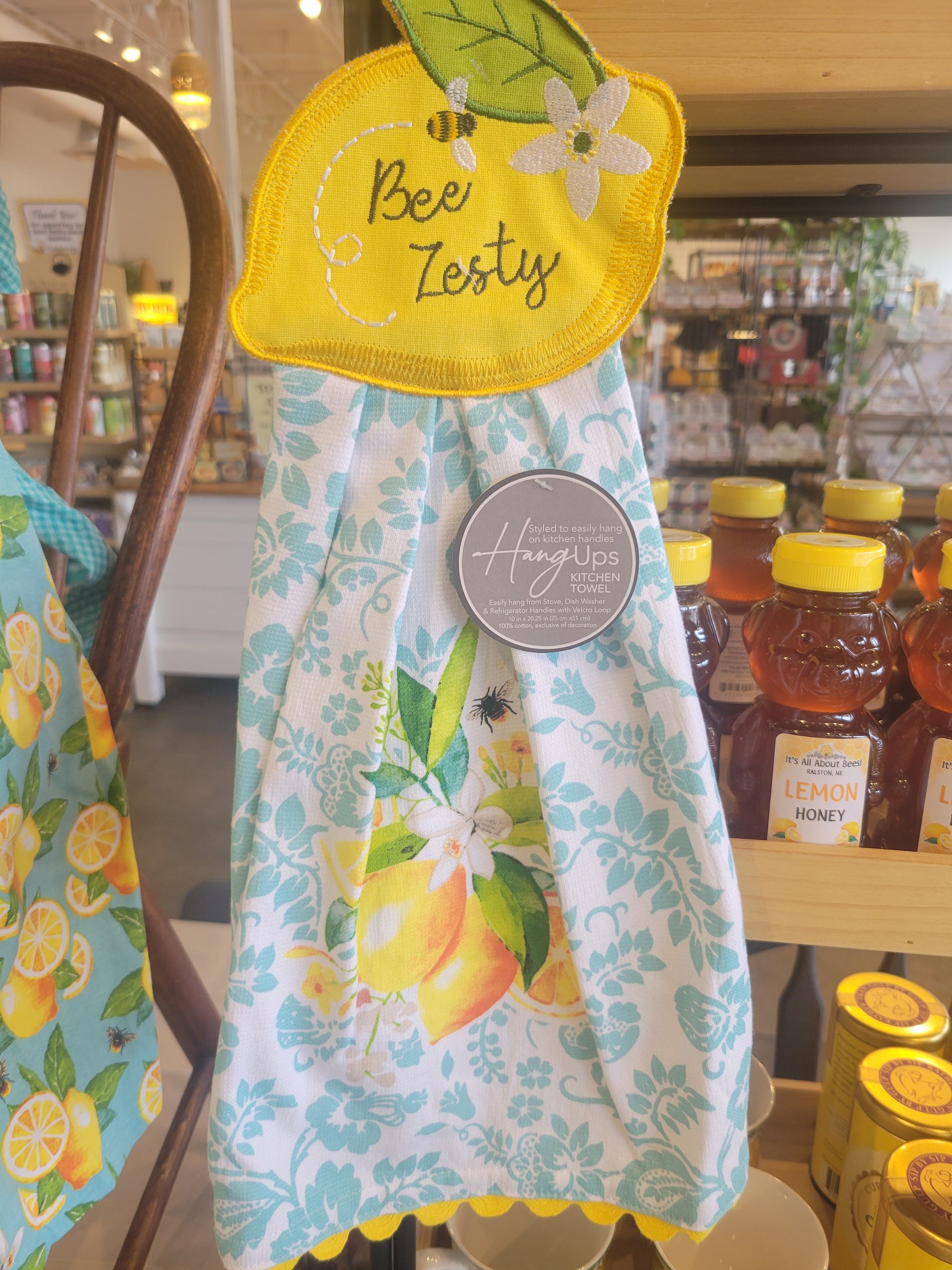 Kitchen Towel Bee Zesty Hang Up Towel Lemons on Lt Blue & White