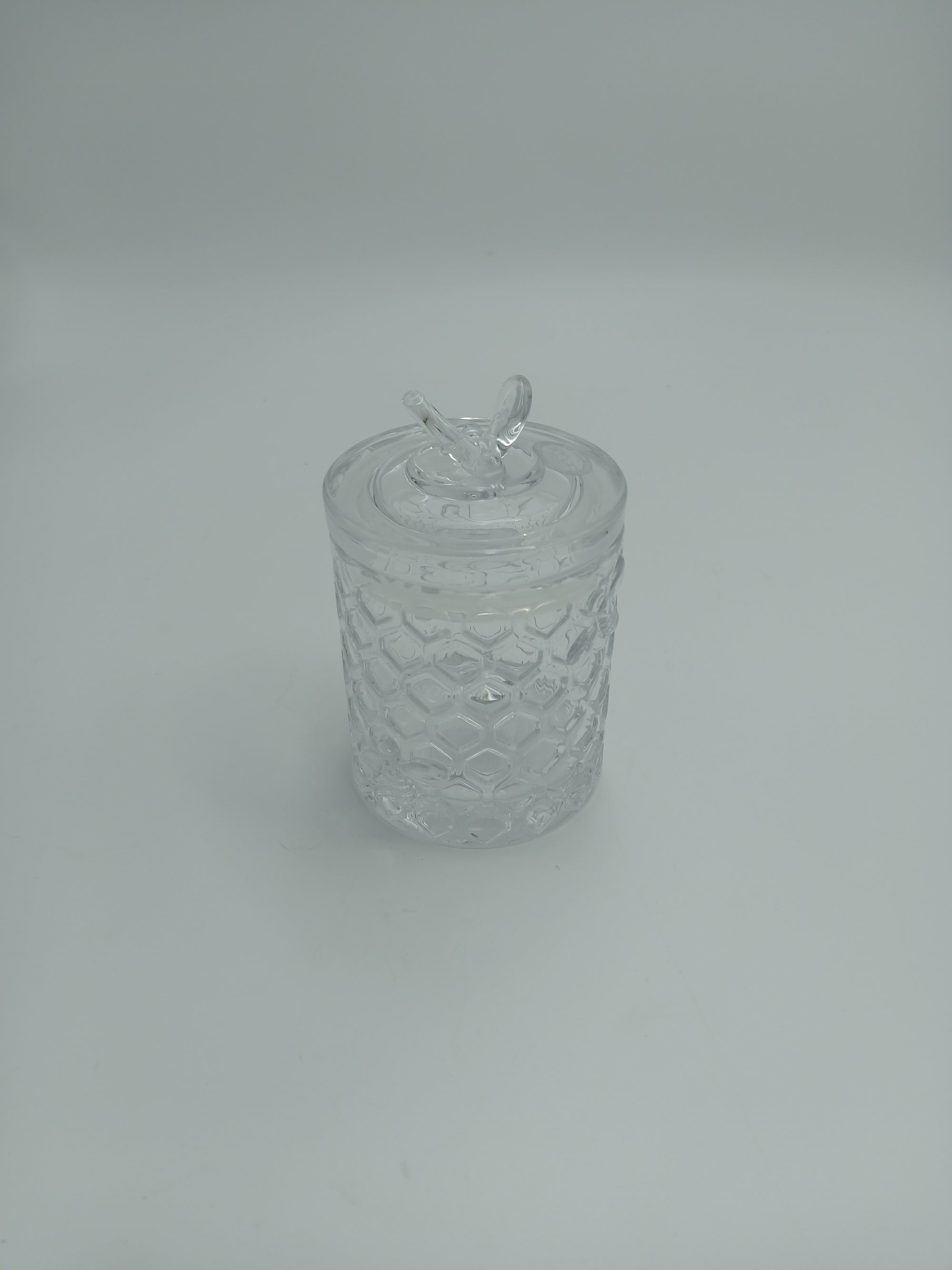 Honeypot Clear Jar Bee on Sealed Lid